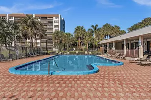 1266 S Military Trail, Deerfield Beach, FL 33442 - Photo 17