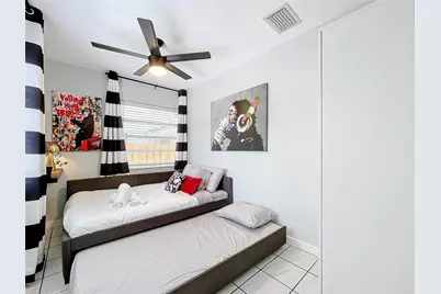 1478 NE 34th Court, Oakland Park, FL 33334 - Photo 19