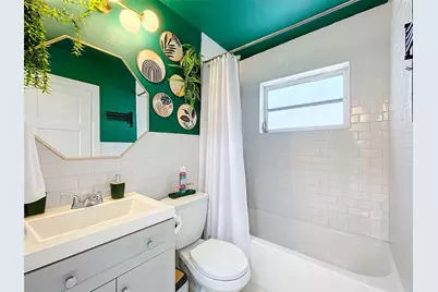 1478 NE 34th Court, Oakland Park, FL 33334 - Photo 31