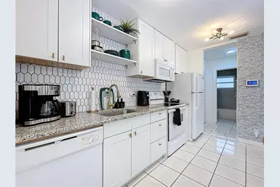 1478 NE 34th Court, Oakland Park, FL 33334 - Photo 27