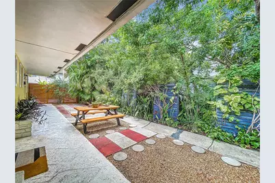 1478 NE 34th Court, Oakland Park, FL 33334 - Photo 7