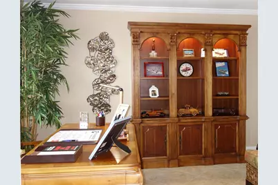 625 Oaks Drive #302, Pompano Beach, FL 33069 - Photo 11