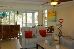 625 Oaks Dr, Pompano Beach, FL 33069 - Photo 17