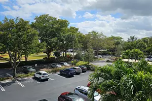625 Oaks Dr, Pompano Beach, FL 33069 - Photo 71