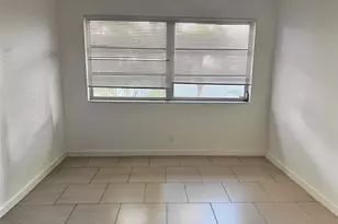 2830 NE 30th Pl, Fort Lauderdale, FL 33306 - Photo 9