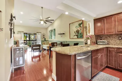 3273 Carambola Circle #23137, Pompano Beach, FL 33066 - Photo 9