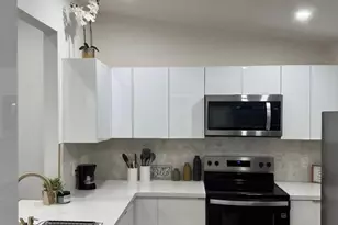 3007 NW 204th Terrace, Miami Gardens, FL 33056 - Photo 3