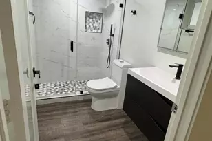 6953 W 36th Ave, Hialeah, FL 33018 - Photo 13