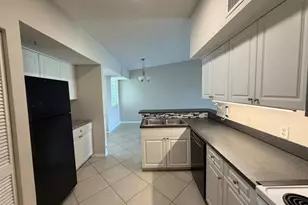 165 NW 96th Te, Pembroke Pines, FL 33024 - Photo 17
