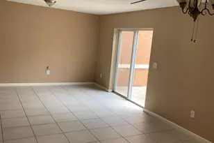 2400 NW 98th Ln, Sunrise, FL 33322 - Photo 5