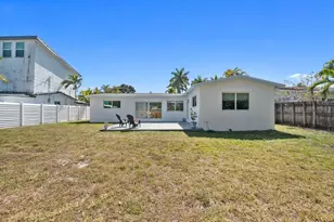 1741 NE 40th St, Oakland Park, FL 33334 - Photo 31