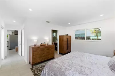 1741 NE 40th Street, Oakland Park, FL 33334 - Photo 15