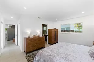 1741 NE 40th St, Oakland Park, FL 33334 - Photo 15