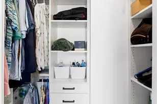 1741 NE 40th St, Oakland Park, FL 33334 - Photo 19