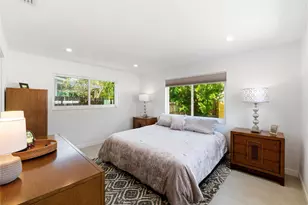 1741 NE 40th St, Oakland Park, FL 33334 - Photo 13