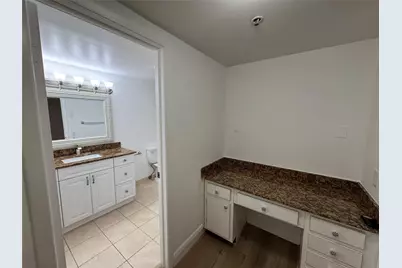 3850 Washington Street #102, Hollywood, FL 33021 - Photo 13