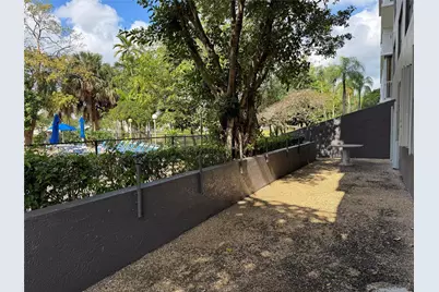 3850 Washington Street #102, Hollywood, FL 33021 - Photo 3