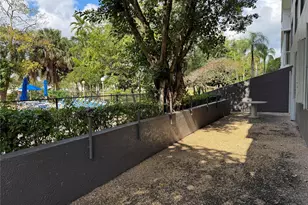 3850 Washington St, Hollywood, FL 33021 - Photo 3