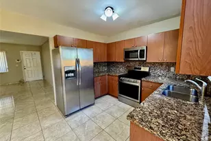 6133 Buchanan St, Hollywood, FL 33024 - Photo 5