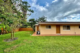 6133 Buchanan St, Hollywood, FL 33024 - Photo 1
