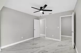 257 SW Cherryhill Rd, Port Saint Lucie, FL 34953 - Photo 37