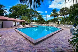 3056 Deer Creek Lake Shore Dr, Deerfield Beach, FL 33442 - Photo 35