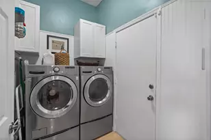 18028 SW 24th St, Miramar, FL 33029 - Photo 39