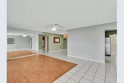 5711 NW 84th Avenue, Tamarac, FL 33321 - Photo 11