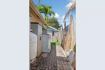 1383 NE 27th Street, Pompano Beach, FL 33064 - Photo 51
