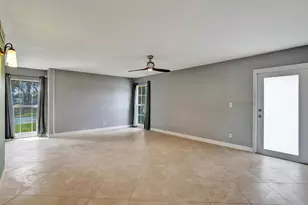 7018 NW 64th St, Tamarac, FL 33321 - Photo 5