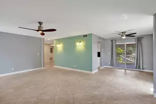 7018 NW 64th St, Tamarac, FL 33321 - Photo 7