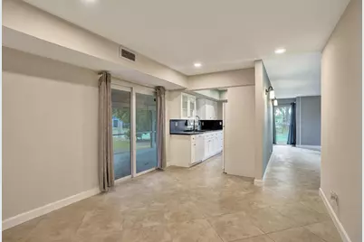 7018 NW 64th Street, Tamarac, FL 33321 - Photo 17