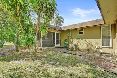 7018 NW 64th Street, Tamarac, FL 33321 - Photo 39