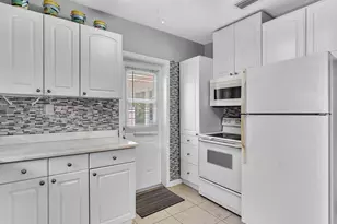 1835 Roosevelt St, Hollywood, FL 33020 - Photo 13