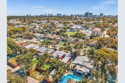 1835 Roosevelt Street, Hollywood, FL 33020 - Photo 41