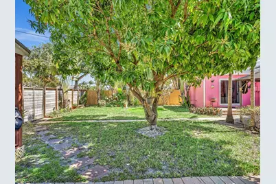 1835 Roosevelt Street, Hollywood, FL 33020 - Photo 31