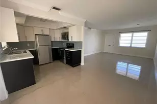 2451 Lincoln St, Hollywood, FL 33020 - Photo 3