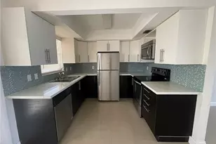 2451 Lincoln St, Hollywood, FL 33020 - Photo 1