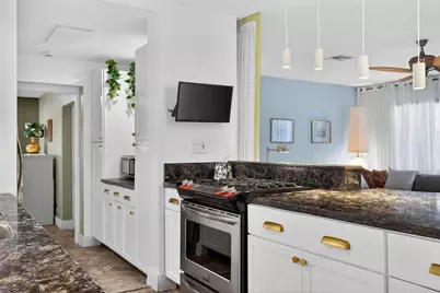 318 NE 26th Street, Wilton Manors, FL 33305 - Photo 33