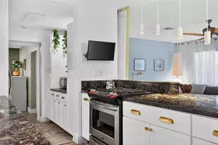 318 NE 26th St, Wilton Manors, FL 33305 - Photo 33