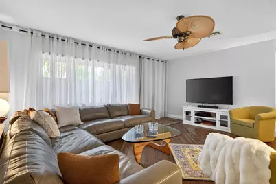 318 NE 26th Street, Wilton Manors, FL 33305 - Photo 37