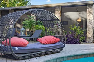 318 NE 26th St, Wilton Manors, FL 33305 - Photo 27