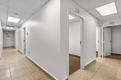 2466 E Commercial Boulevard #102-103, Fort Lauderdale, FL 33308 - Photo 21