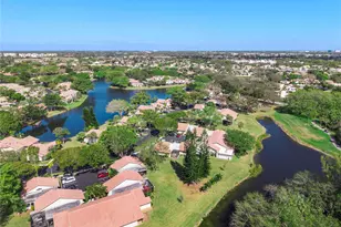 3042 Deer Creek Lake Shore Dr, Deerfield Beach, FL 33442 - Photo 39