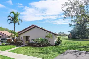 3042 Deer Creek Lake Shore Dr, Deerfield Beach, FL 33442 - Photo 3