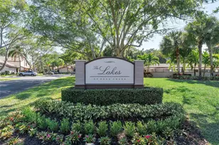 3042 Deer Creek Lake Shore Dr, Deerfield Beach, FL 33442 - Photo 45
