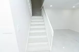 8939 NW 23rd St, Coral Springs, FL 33065 - Photo 11