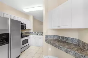 1992 Alamanda Way, Riviera Beach, FL 33404 - Photo 5