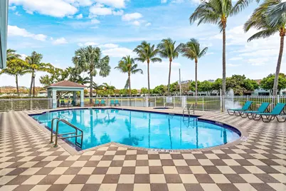 1992 Alamanda Way #1992, Riviera Beach, FL 33404 - Photo 15