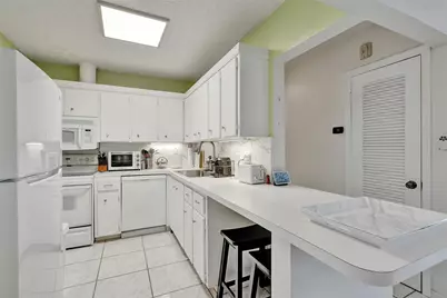 6750 NE 21st Road #123, Fort Lauderdale, FL 33308 - Photo 11